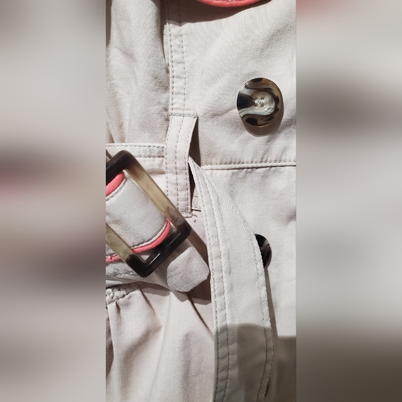 Kids Beige Trench Coat with Red Trim - Picture 5 of 9